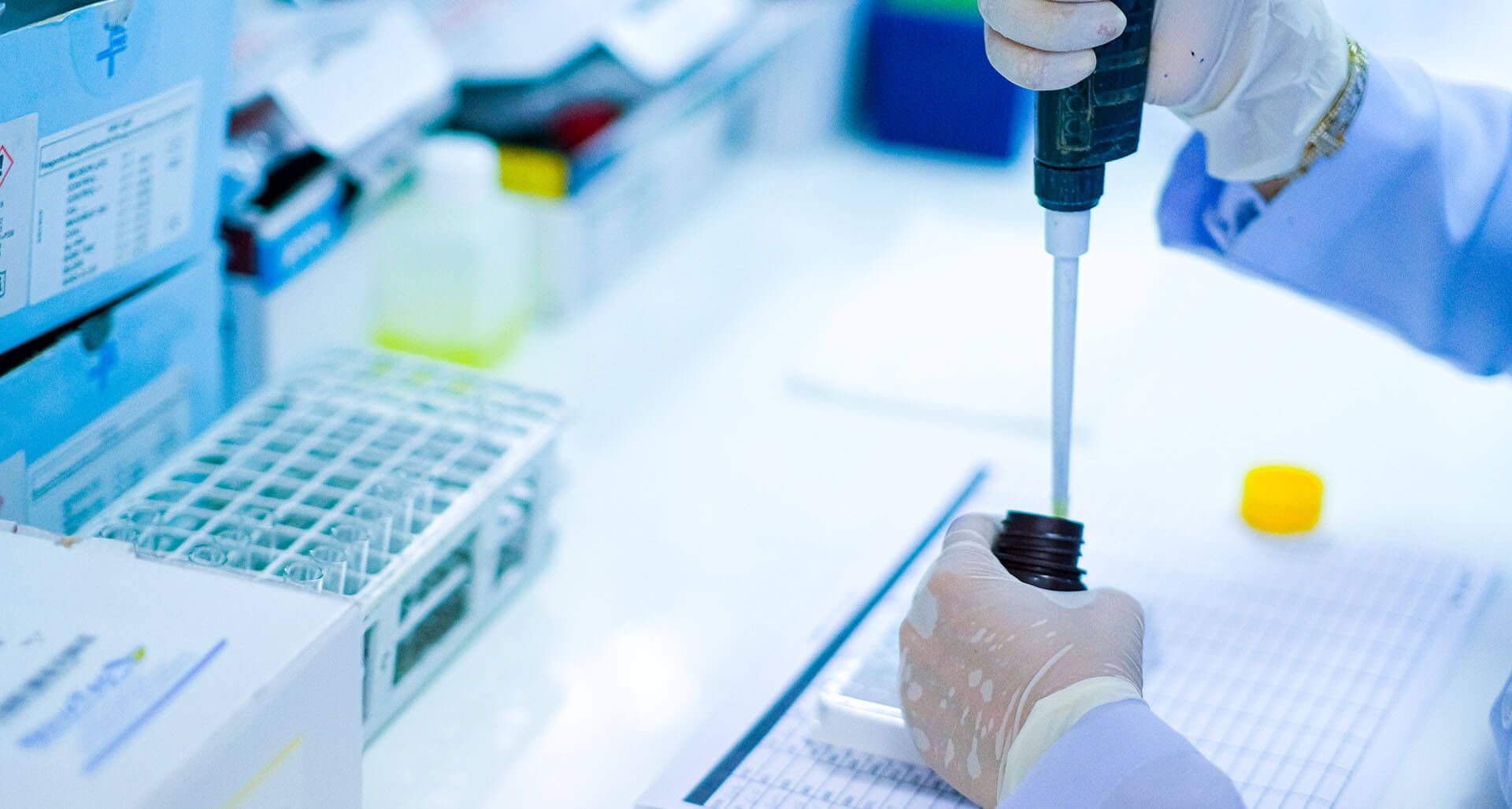 Welcome to <br><span>BIOMED PHNOM PENH</span>